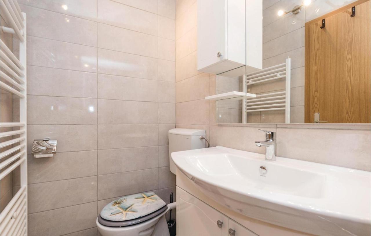 Cozy Apartment In Lovran With Kitchen Luaran gambar